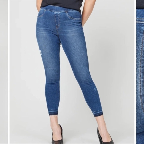 NWOT SPANX DISTRESSED ANKLE SKINNY JEANS MEDIUM WASH - Size Medium SKU:466 - Picture 4 of 16